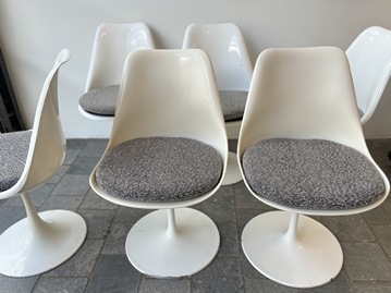 6 chaises tulipes blanches nouvelles galettes